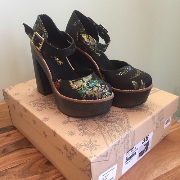 Free People Shoes - Free People Starlet Wood Platform Heel
